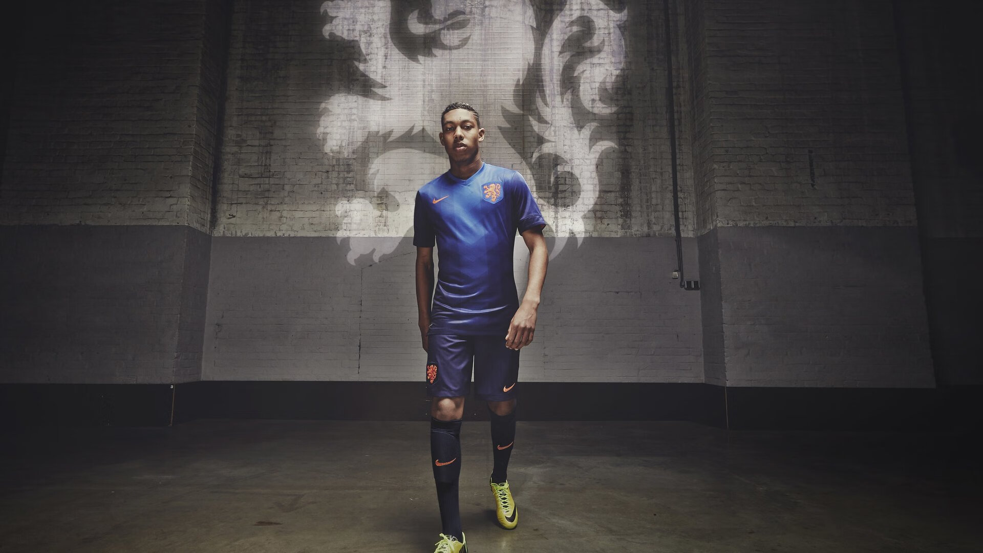 皮特·卡普尔精准的传球与突破，带领袋鼠队迅速转守为攻，皮得皮尔特