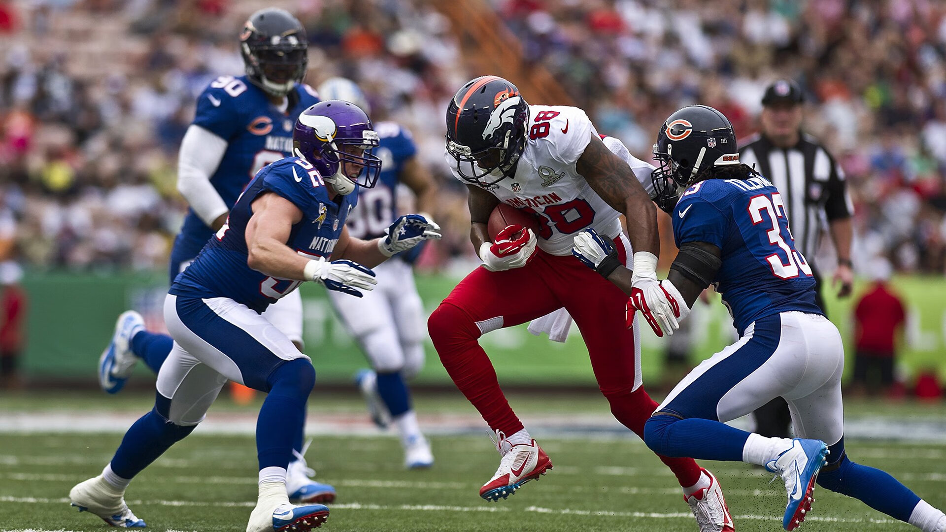 皮特·卡普尔精准的传球与突破，带领袋鼠队迅速转守为攻，皮得皮尔特